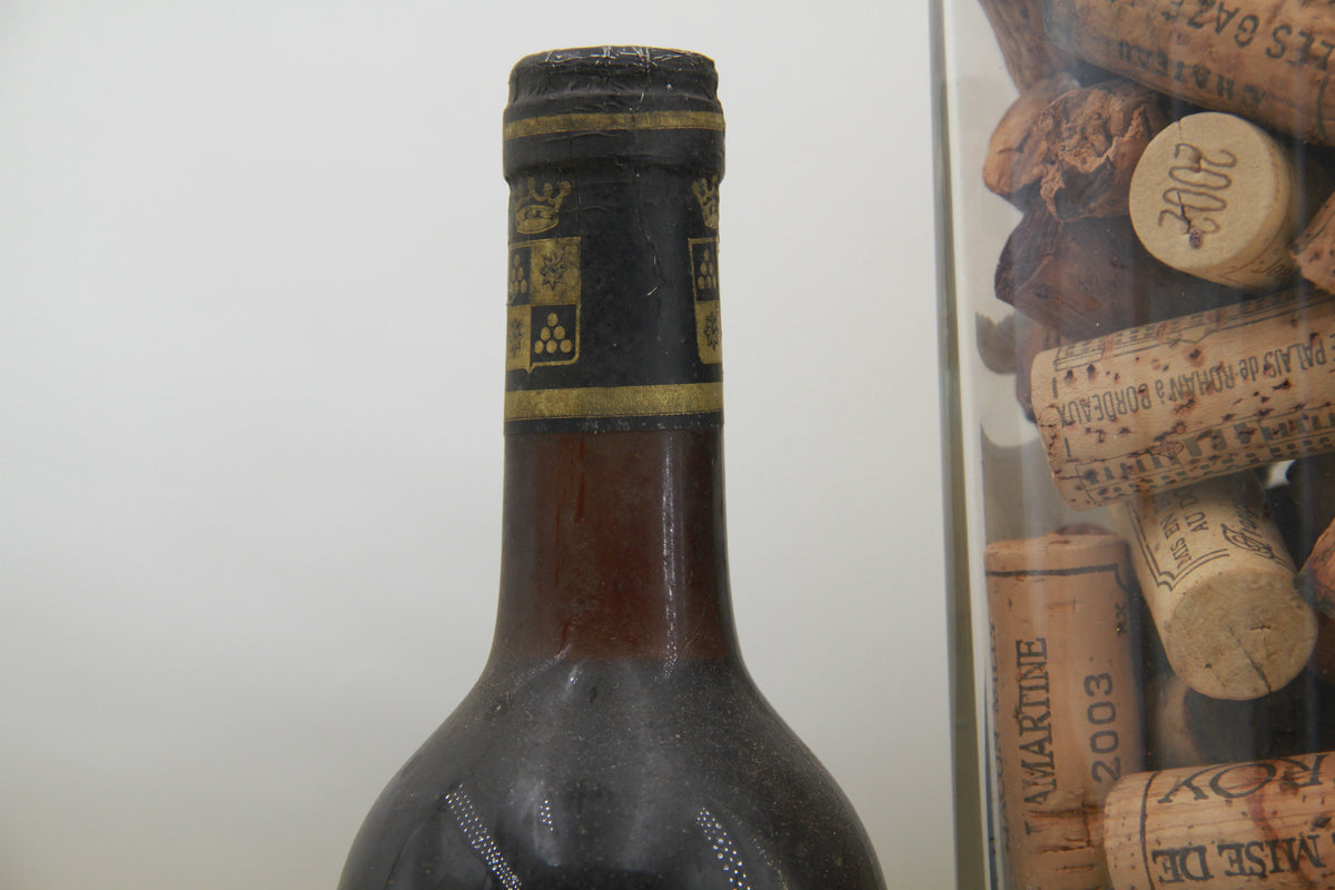Nebbiolo d' Alba.     Eric Pradiso  1971