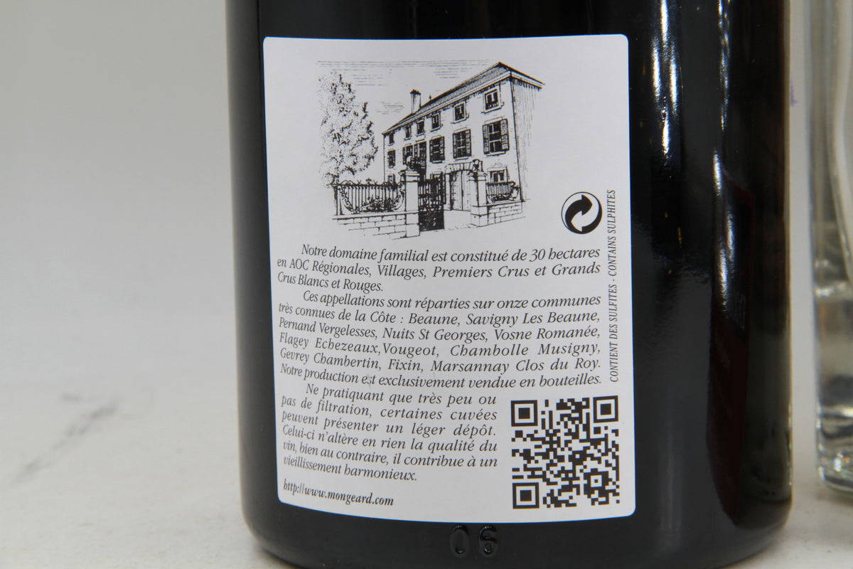 Vougeot 1er Cru Les Petits Vougeots    Mongeard-Mugneret 2014