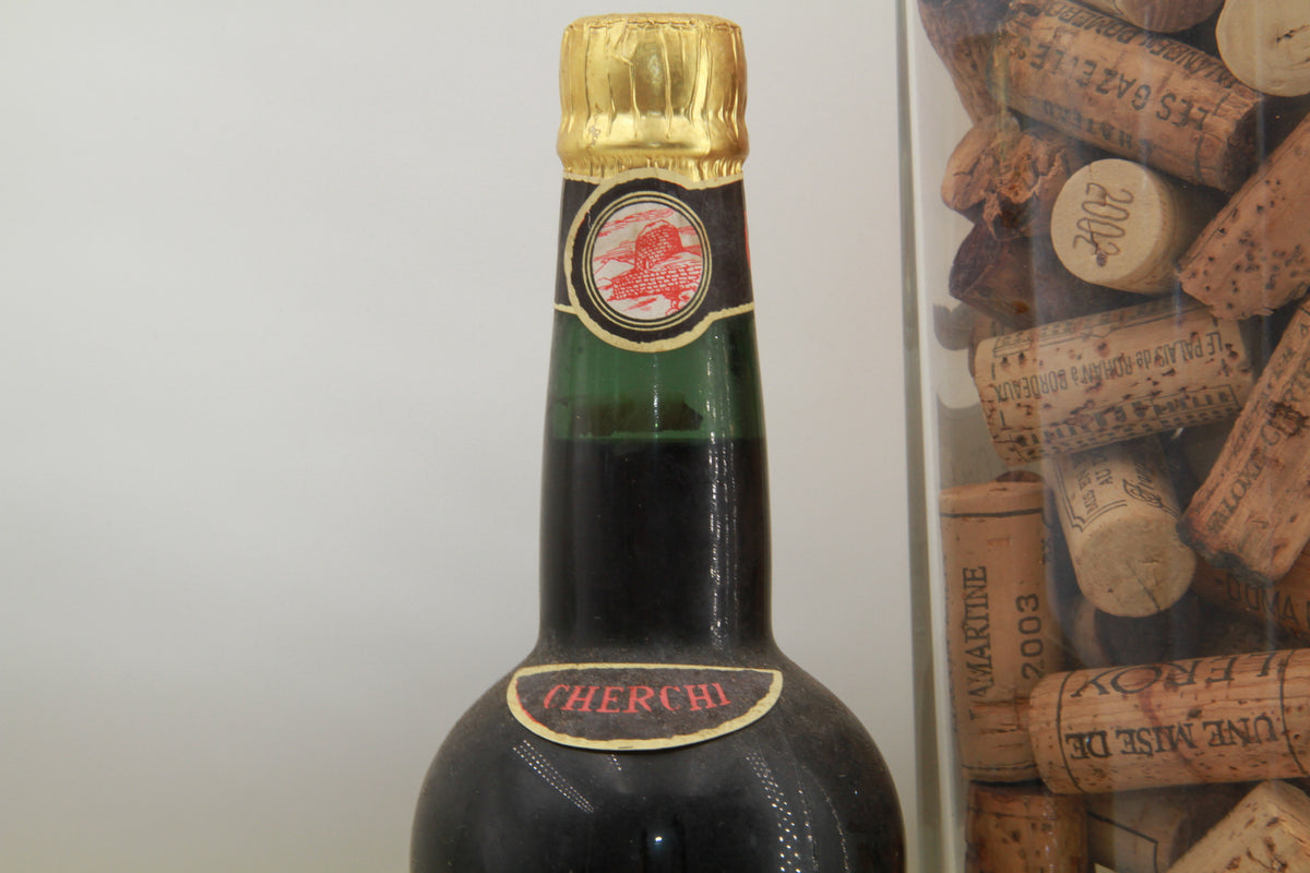 Moscato Cherchi    Del Lugudoro.  Sassari  vielle bouteille annees 40