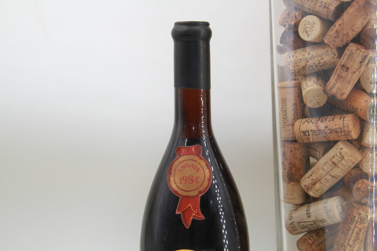 Dolcetto D'Alba. 1984  Poderi Scanavino
