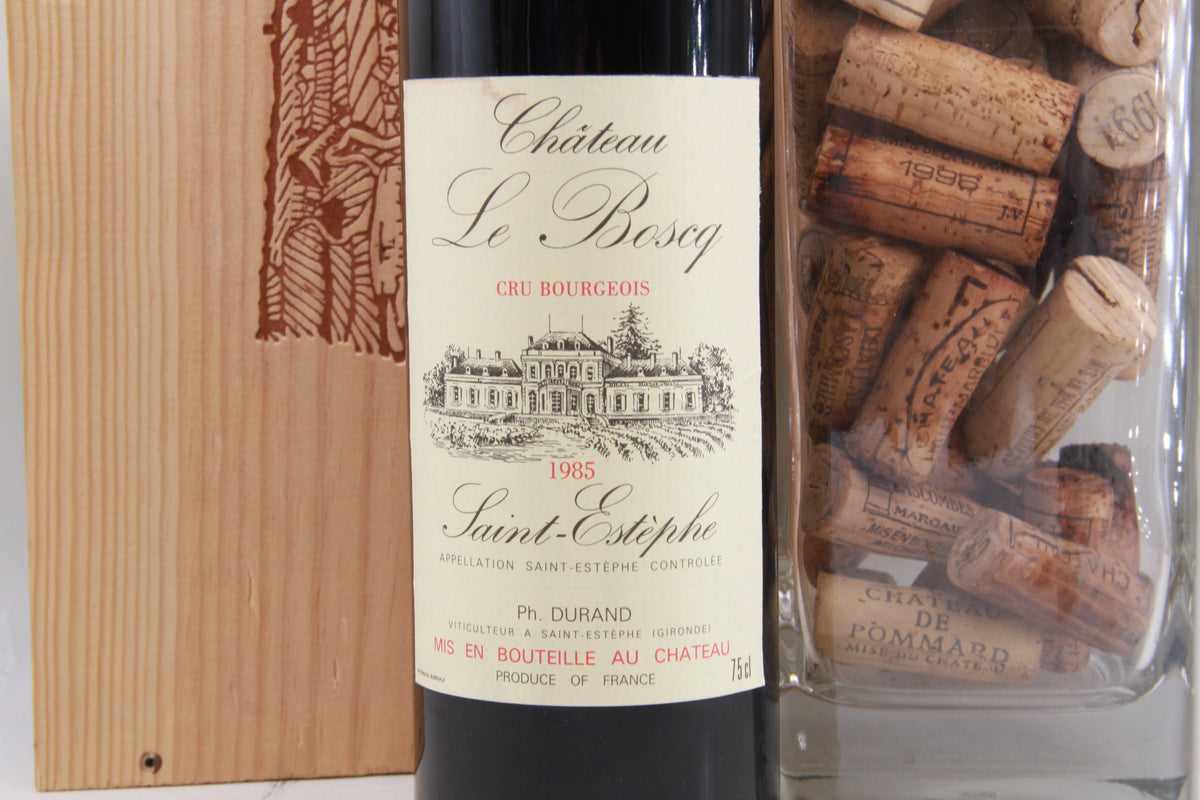 Chateau Le Boscq.    Cru Bourgeois  Saint Éstephe.  1985