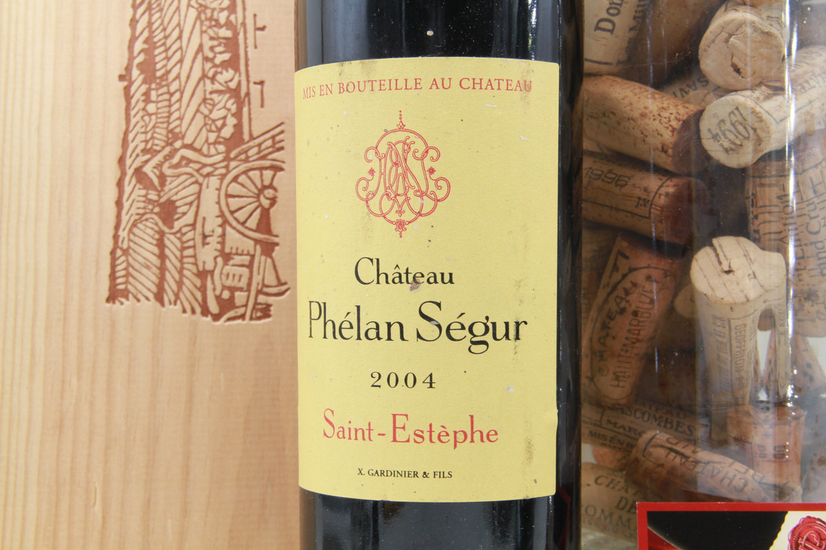 Chateau  Phélan Ségur   Saint Éstephe.   2004