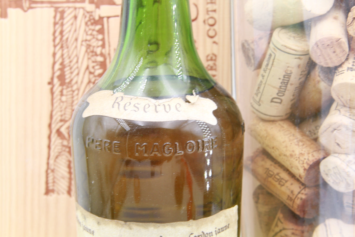 Calvados Vieux  Cordon Jaune   Reserve    Père Magloire      +-70 ties