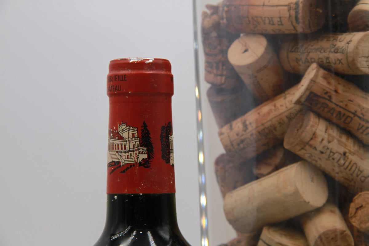 Château Ducru-Beaucaillou – Second Grand Cru Classé de Saint-Julien.  1992